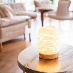 Diffuseur par Chaleur Douce CALORYA N° 16, design raffiné, céramique ajourée, base en bois, diffusion huiles essentielles