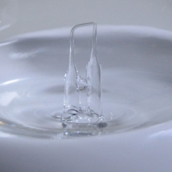 ce diffuseur de concentrés aromatiques Naxos permet de respirer un air agréablement parfumé