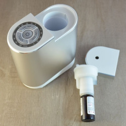 Ce diffuseur d'huiles essentielles EFFISENS diffuse directement à partir du flacon d'huile essentielle